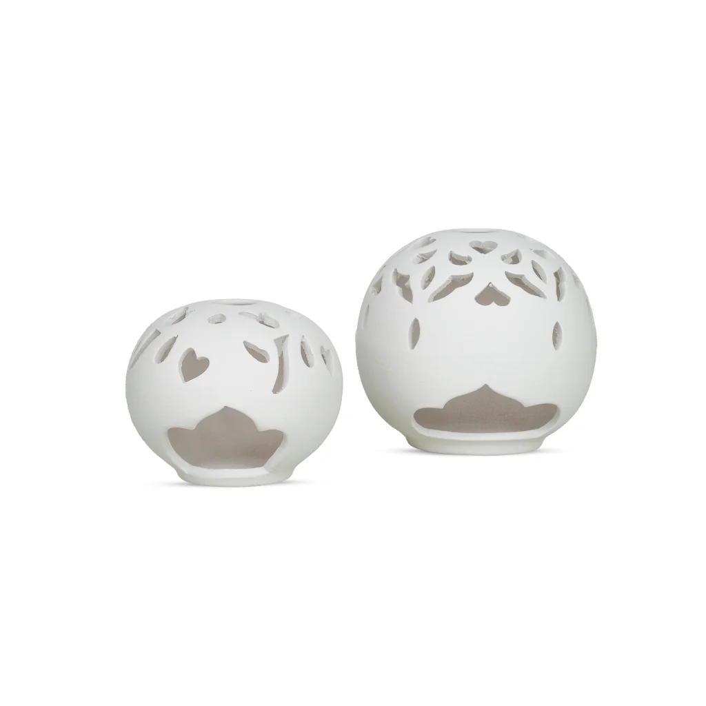 Küçük Oymalı Mumluk